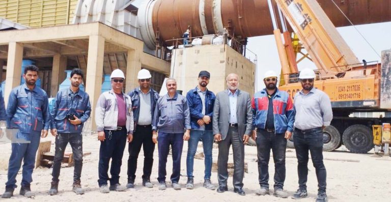 معاون استاندار و فرماندار ویژه دهلران: عملیات اجرایی تکمیل کارخانه سیمان دهلران شتاب گرفته است