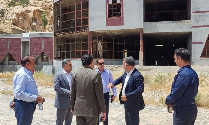 معاون استانداری ایلام از احداث سایت اسکان موقت برای اربعین در میدان ارغوان خبر داد