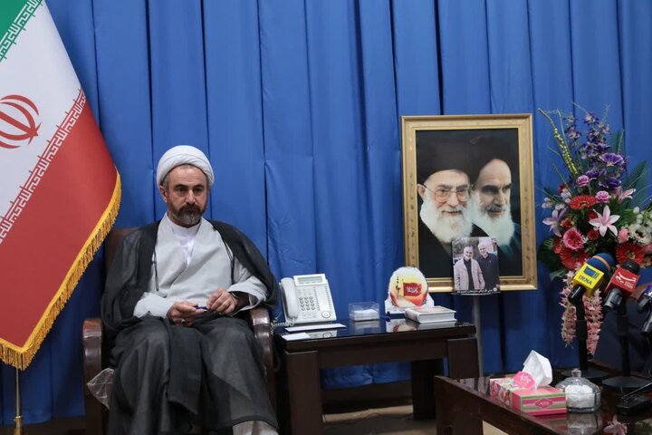 امام جمعه ایلام تاکید کرد: پرداخت های مالیاتی برای بازاریان عادلانه باشد