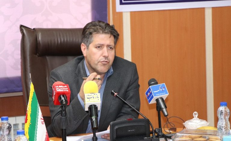 رییس سازمان صنعت، معدن و تجارت تاکید کرد: مشکل عمده واحدهای تولیدی ایلام بدهی‌های مالیاتی و مسائل مالی است