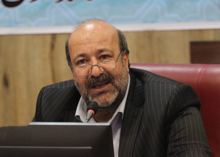 معاون استاندار ایلام تاکید کرد: اکنون آرامش بر بازار مرغ حاکم است و نگرانی از نظر تامین مرغ در استان نداریم