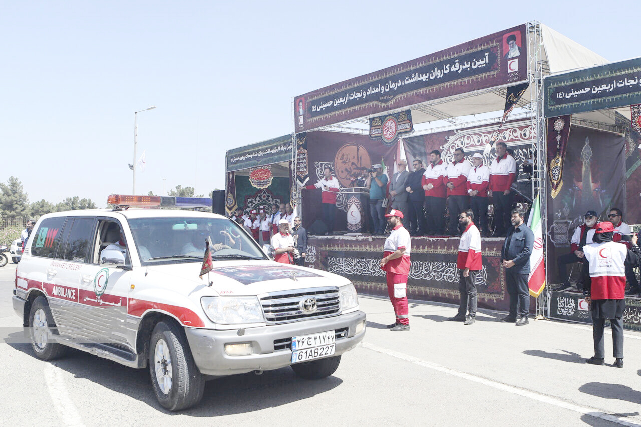 علیمحمدی از ورود ۸۰ دستگاه آمبولانس جمعیت هلال احمر از مرز مهران به عراق خبر داد
