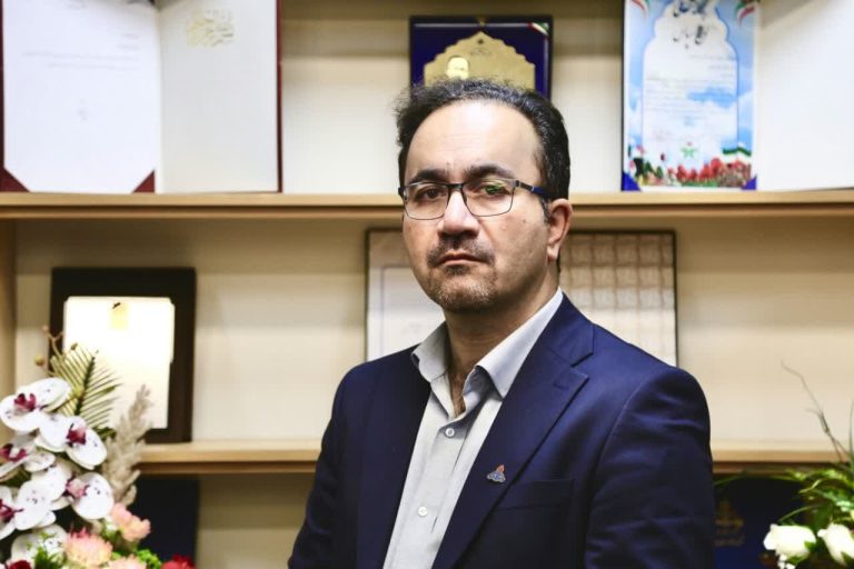 مدیرعامل شرکت گاز استان ایلام خبر داد: ۳ روستا،۳۰ واحد صنعتی  و یک ایستگاه CGS در هفته دولت امسال گازدار می شود