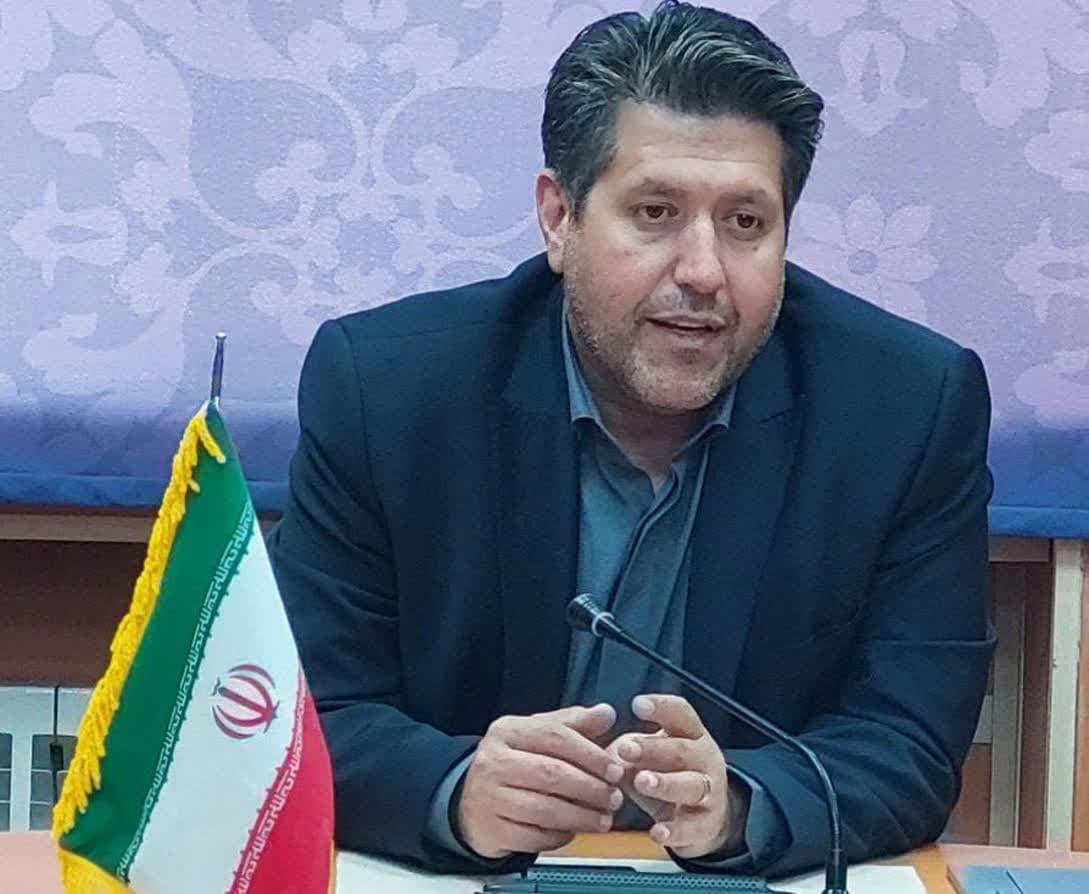 رئیس سازمان صمت ایلام از مراحل پایانی ساخت کارخانه تولید لامپ کم مصرف ال ای دی دره شهر خبر داد