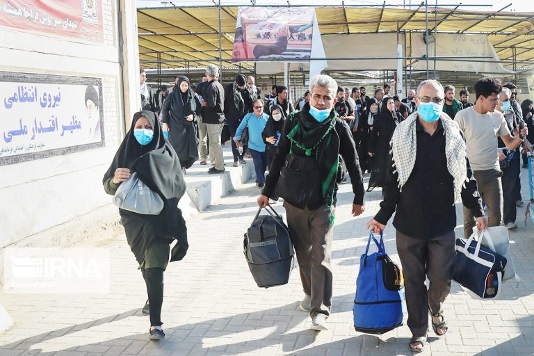 مدیرکل راهداری و حمل و نقل جاده‌ای از تردد ۲۵ هزار و ۷۶۹ نفر از مرز مهران در شبانه روز گذشته خبر داد