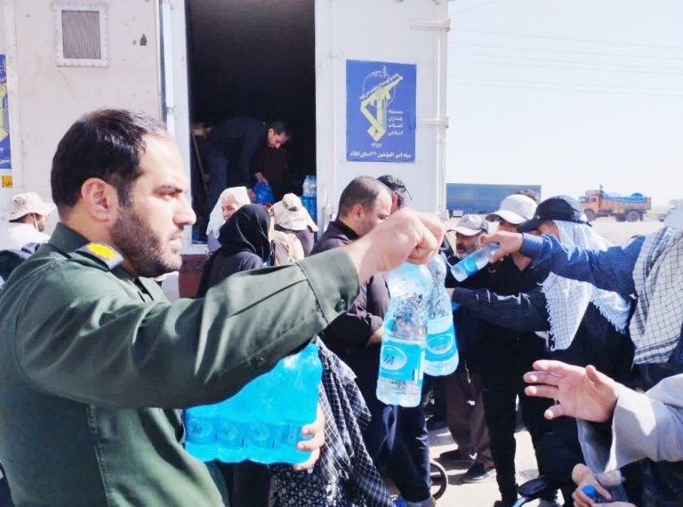 جانشین فرمانده سپاه امیرالمومنین (ع) از برپایی ۱۳ ایستگاه صلواتی سپاه در مبادی ورودی ایلام خبر داد