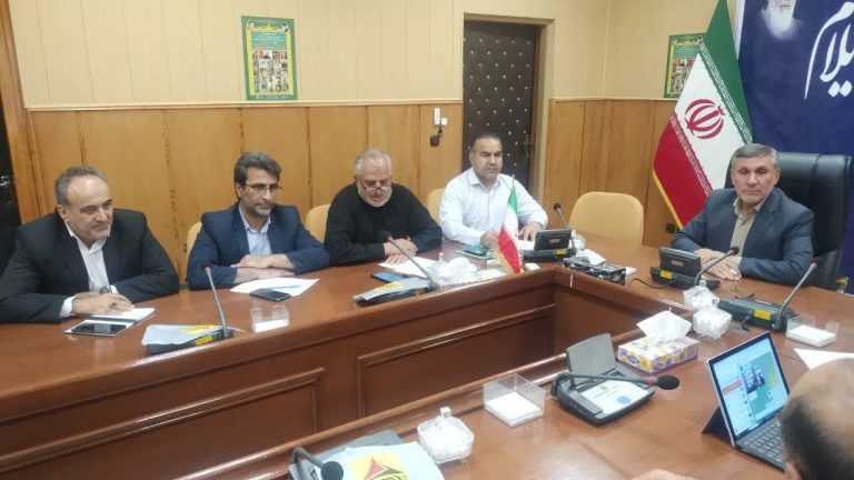 معاون سیاسی امنیتی استاندار ایلام تاکید کرد: فضای استان ایلام با نمادهای فرهنگی اربعینی شود