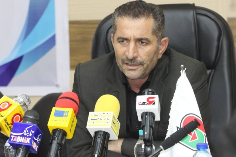 مدیرکل راهداری و حمل و نقل جاده ای ایلام خبر داد: یک هزار میلیارد تومان قرارداد روکش آسفالت در ۱۳ نقطه در حال اجرا است