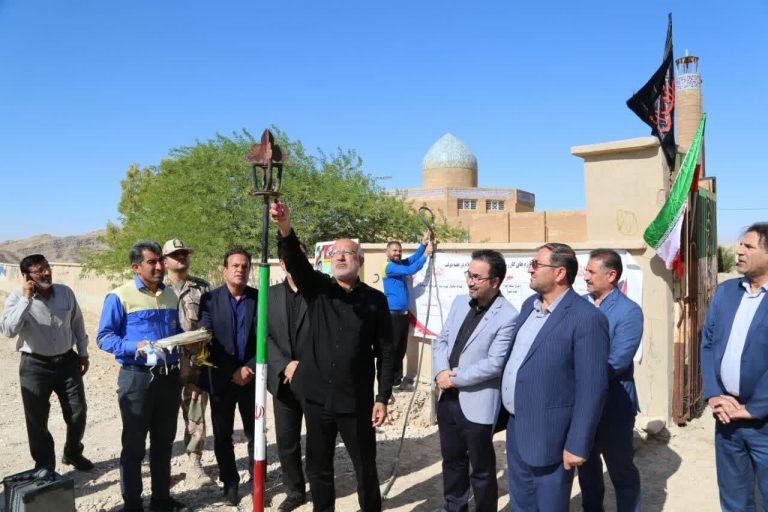 طی آئینی و با حضور جمعی از مسئولان؛ طرح گازرسانی به ۲ روستا و ۶ صنایع در دهلران افتتاح شد