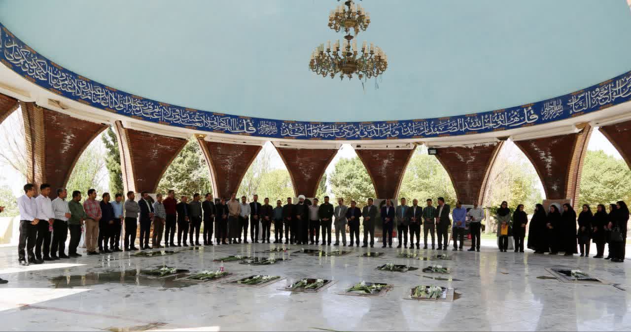 مدیرعامل شرکت گاز استان ایلام تاکید کرد: ایستادگی مردم ایلام در زمان دفاع مقدس زبانزد عام و خاص است