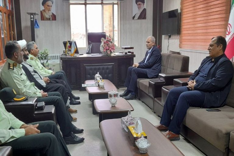 فرمانده انتظامی استان ایلام تاکید کرد: در بحث جرایم ایلام یکی از سالم ترین استان های کشور است