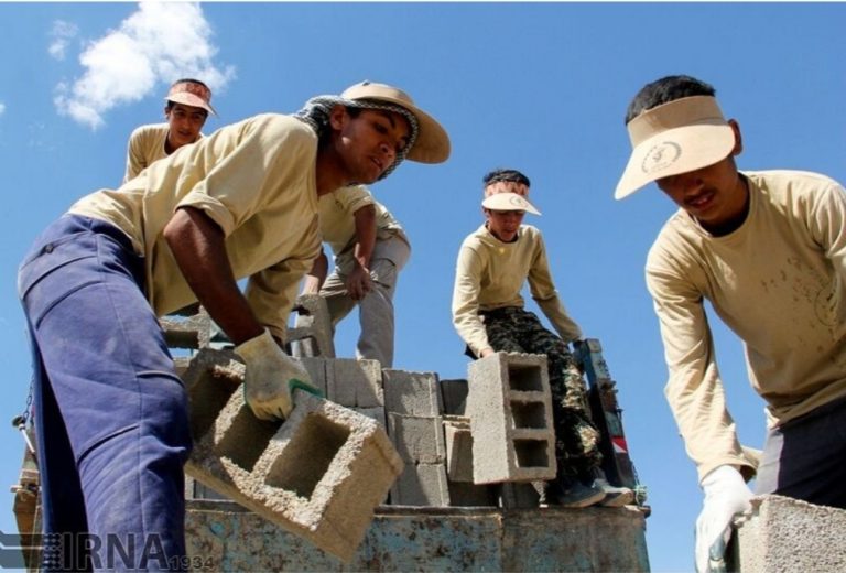 مسئول سازمان بسیج سازندگی سپاه امیرالمؤمنین (ع) استان ایلام خبر داد: حضور ۳۰۰ گروه جهادی در مناطق محروم ایلام به مناسبت هفته بسیج