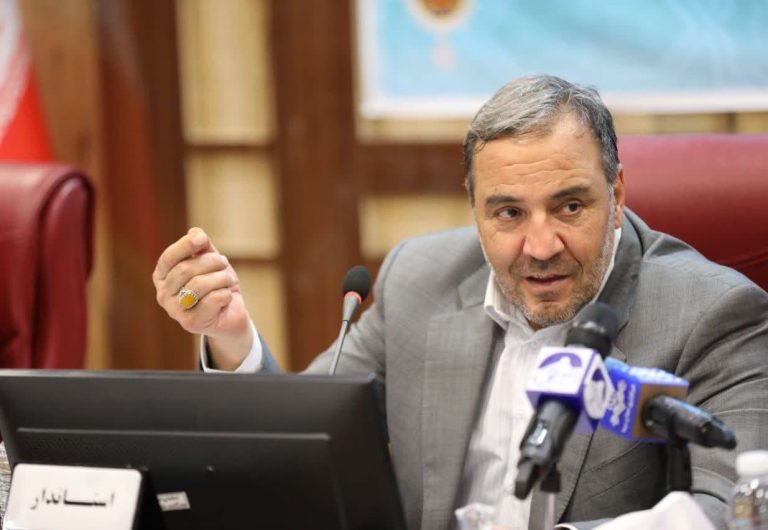 استاندار ایلام در نشست بررسی مسائل و موضوعات مختلف شهرداری ایلام: سیمای شهری ایلام باید متحول شود