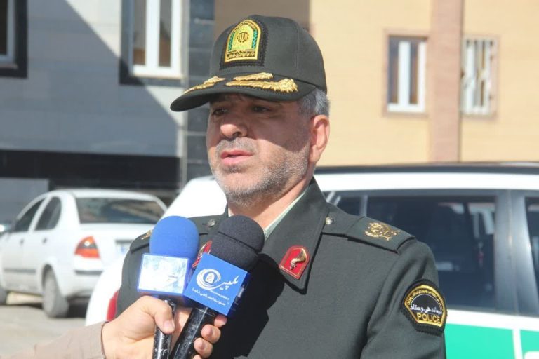 فرمانده انتظامي استان ايلام خبر داد: توقيف 7 خودرو شوتي و کشف 25 ميليارد کالاي قاچاق در مهران