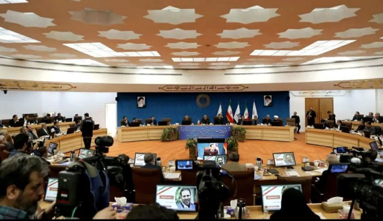 استاندار ایلام در همایش تجلیل از شوراهای آموزش و پرورش کشور: پاداش مناطق جنگی فرهنگیان استان از سال ۶۷ تا سال ۸۶ پرداخت نشده است