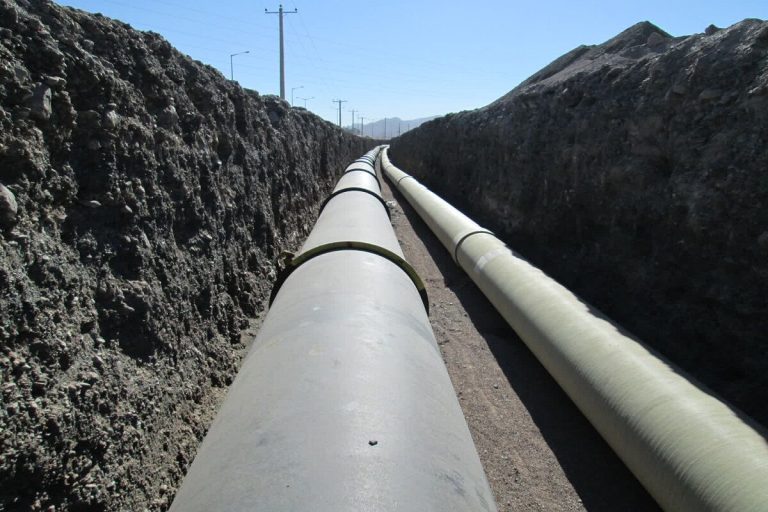 مدیرعامل آب و فاضلاب استان ایلام: هفت هزار متر توسعه و اصلاح خطوط انتقال و شبکه آبرسانی روستایی سیروان انجام شد