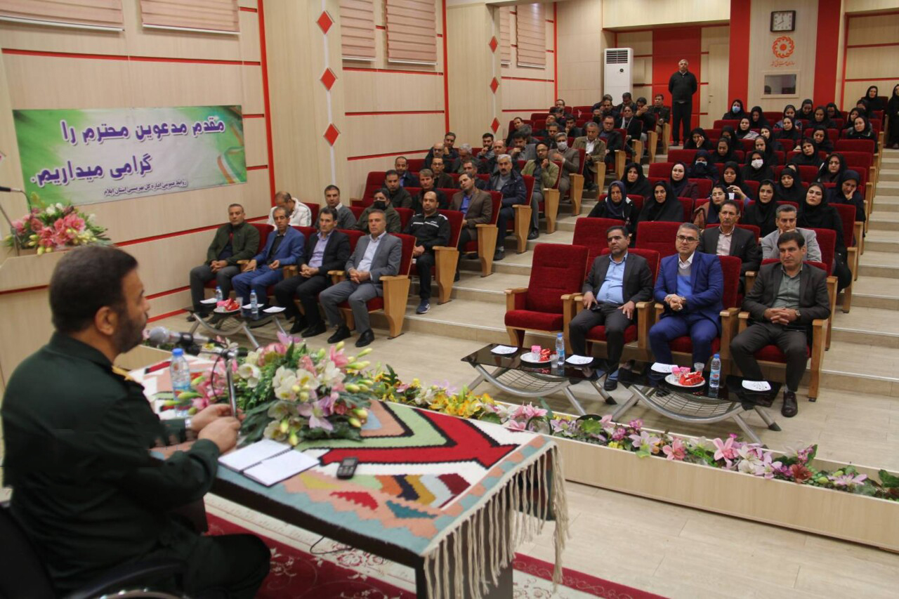 جانشین فرماندهی سپاه امیرالمومنین(ع) ایلام: راه توسعه کشور، استقلال و استمرار همه جانبه، مشارکت مردم در سرنوشت است