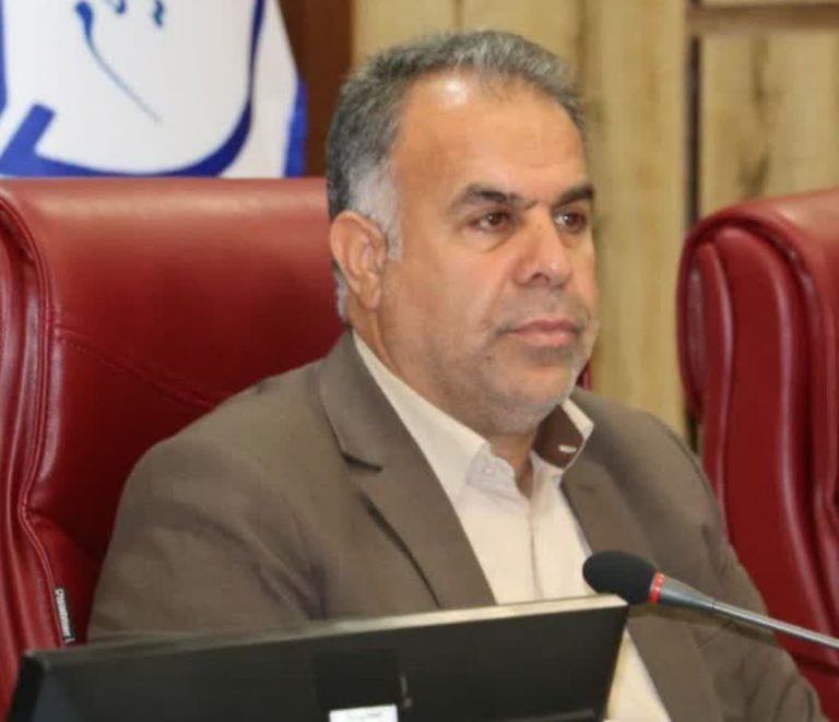 معاون هماهنگی امور عمرانی استانداری ایلام: توسعه غرفه‌های عرضه محصولات صنایع‌دستی در ایام نوروز در دستور کار قرار گیرد