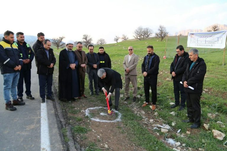 پروژه توسعه پایدار زیرساخت های گازرسانی روستاهای چوار کلنگ زنی شد