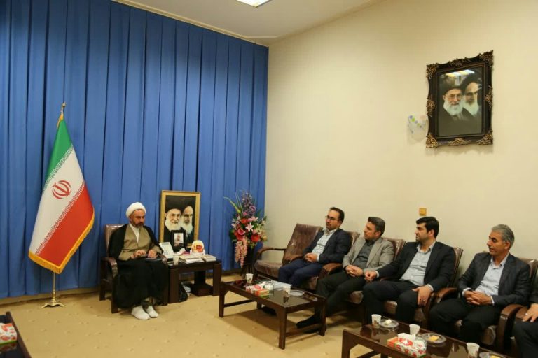 نماینده ولی فقیه در استان و امام جمعه ایلام تاکید کرد: وضعیت گازرسانی در ایلام مطلوب است