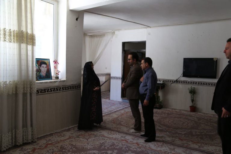 مدیرعامل شرکت گاز استان ایلام تاکید کرد:  شهدا و ایثارگران مظهر صلابت و اقتدار ایران اسلامی هستند