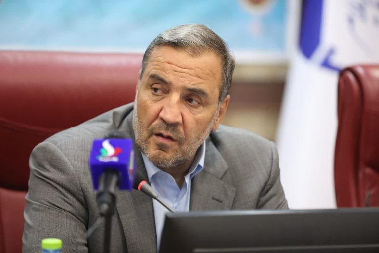 استاندار ایلام در ستاد ویژه اربعین استان تاکید کرد: برگزاری اربعین اولویت اول همه دستگاه‌های استان باشد