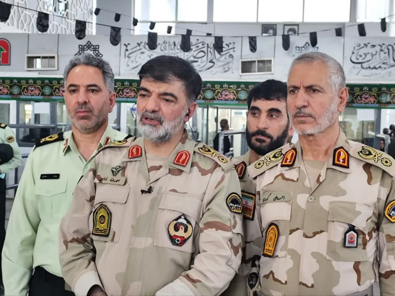 فرمانده کل انتظامی کشور در بازدید از پایانه مرزی مهران: امکان تردد زوار اربعین از مرز دریایی امکان‌پذیر شد