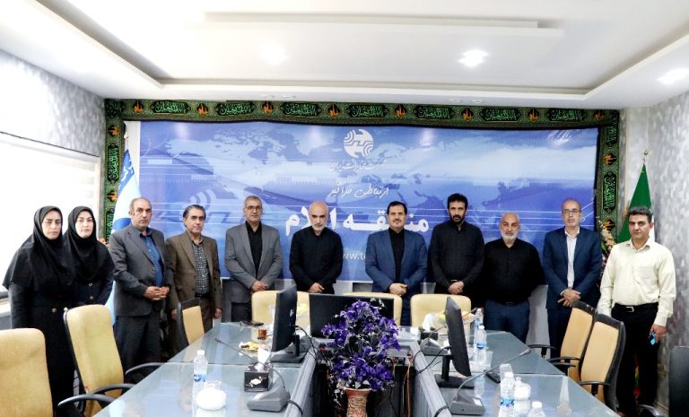 بازدید اعضاء ستاد اربعین شرکت مخابرات ایران از پایانه مرزی مهران