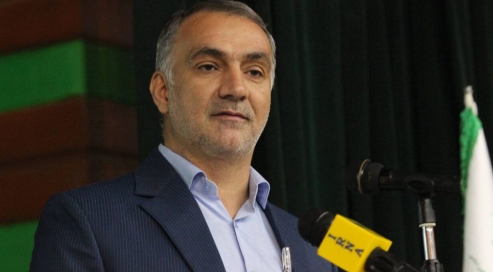 مدیر کل ستاد اجرایی فرمان حضرت امام (ره)، استان ایلام خبر داد: توزیع 5 هزار بسته لوازم التحریر در بین دانش‌آموزان نیازمند ایلامی