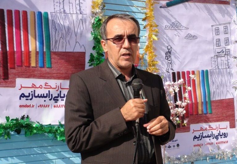 مدیرکل کمیته امداد امام خمینی(ره) استان ایلام خبر داد: پرداخت ۶ هزار و ۲۰۰ میلیارد ریال تسهیلات اشتغالزایی به مددجویان ایلامی