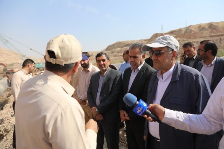 ۶ هزار هکتار آبان‌ماه و تا پایان سال‌جاری حدود ۱۳ هزار هکتار از اراضی دشت مهران تحت پوشش آبیاری‌ پیشرفته قرار می‌گیرد