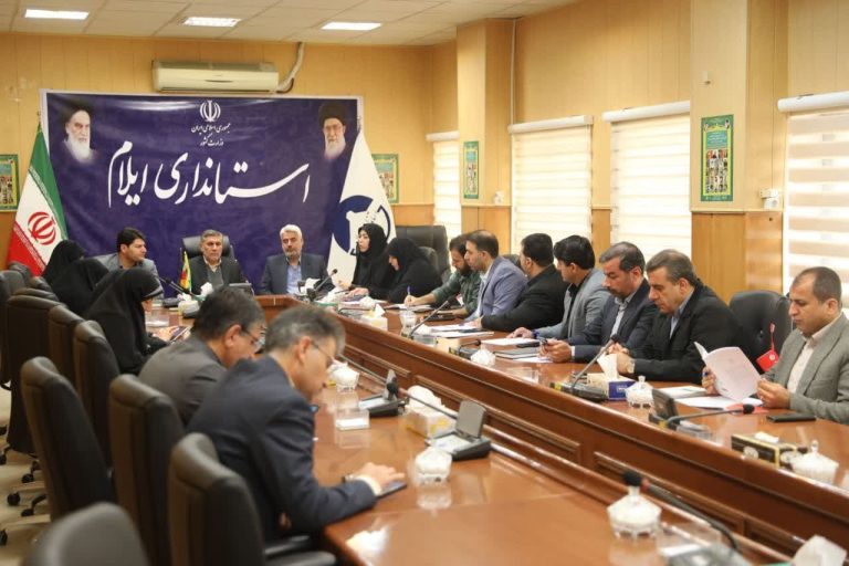 معاون سیاسی، امنیتی و اجتماعی استاندار ایلام تاکید کرد: آثار نویسندگان ایلامی نیازمند معرفی به عموم مردم است