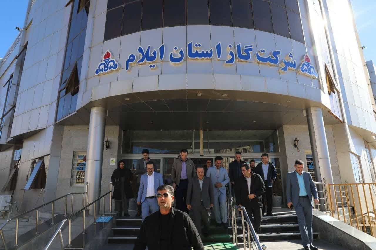 استاندار ایلام: دستگاه‌های اجرایی ایلام در صرفه‌جویی مصرف گاز و برق پیشقدم شوند