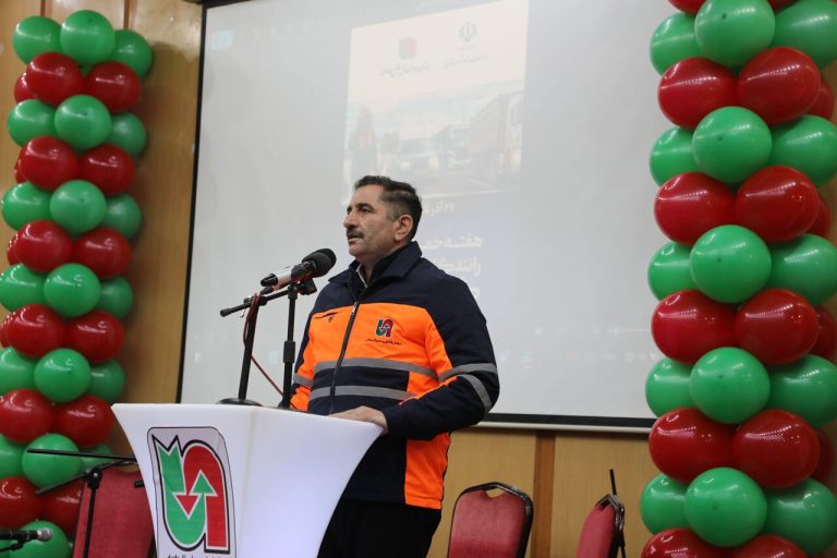 مدیرکل راهداری و حمل و نقل جاده ای ایلام خبر داد: ایلام رتبه دوم کشور را در کاهش تصادفات جاده‌ای کسب کرد