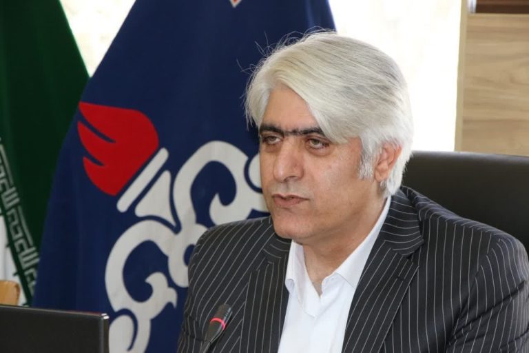 مدیر شرکت ملی پخش فرآورده‌های نفتی منطقه ایلام: متقاضیان پیگیر آخرین وضعیت صدورکارت سوخت هوشمند باشند
