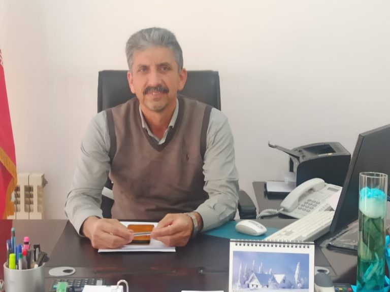 مدیریت شرکت خدمات حمایتی کشاورزی ایلام خبر داد: تامین و توزیع بیش از 46 هزار تن انواع کود شیمیایی و 5000 تن سم در سال جاری