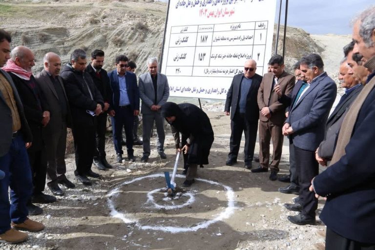 آغاز عملیات اجرایی دو پروژه راهداری در ایوان