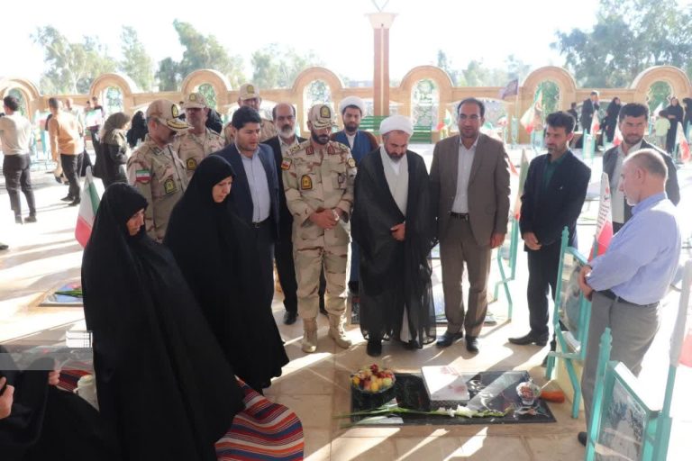 مدیرکل بنیاد شهید و امور ایثارگران خبر داد: آیین میهمانی لاله‌ها در ۹۰ گلزار شهدای ایلام برگزار می‌شود