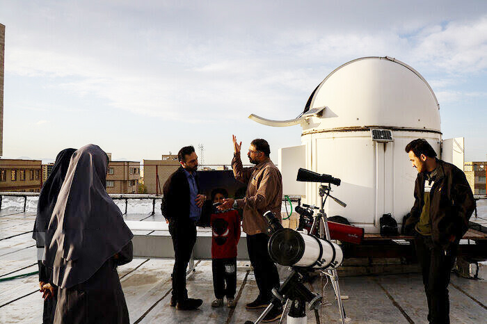 دبیر ستاد استهلال استان ایلام خبر داد: استقرار پنج گروه استهلال ماه شوال در ایلام