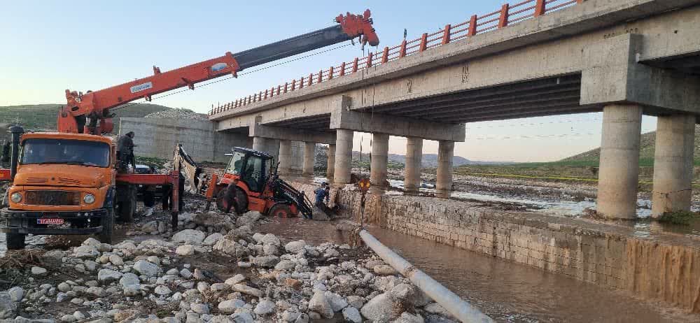 مدیرعامل شرکت آب و فاضلاب استان خبر داد: آب شرب ۶ روستای سیل‌زده هلیلان وصل شد