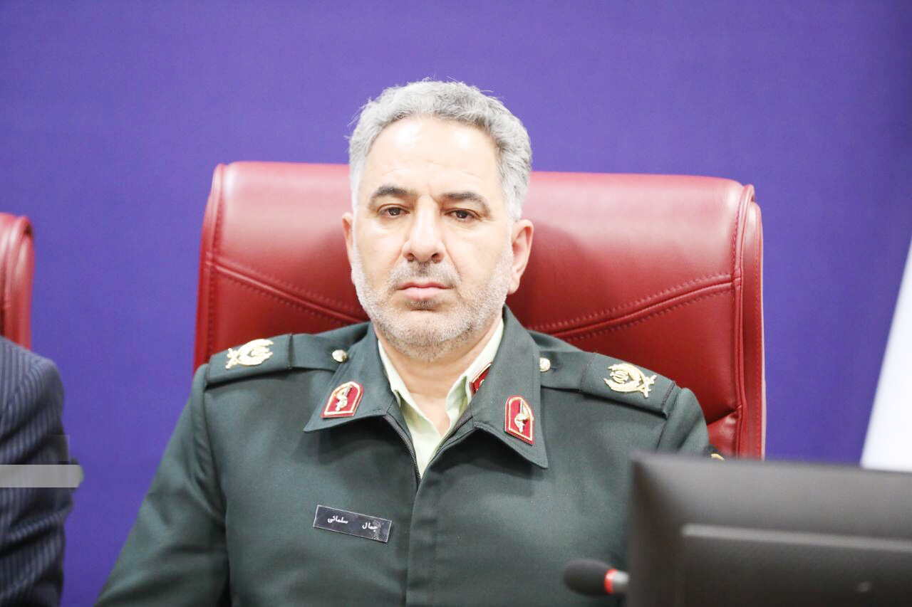 تأکید فرمانده انتظامی ایلام بر رفع نقاط حادثه‌خیز مسیرهای اربعین