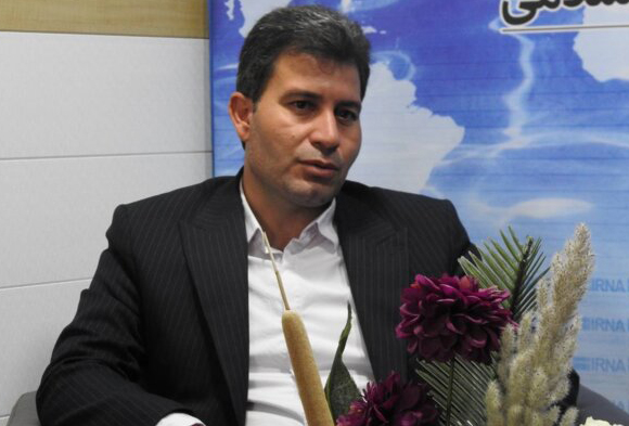 مدیرعامل شرکت توزیع نیروی برق استان خبر داد: برق مشترکان پرمصرف در ایلام نیم ساعت قطع می‌شود