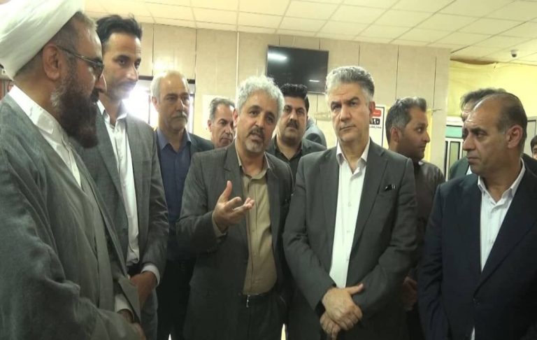 بازدید معاون درمان وزیر بهداشت از بیمارستان بدره ایلام