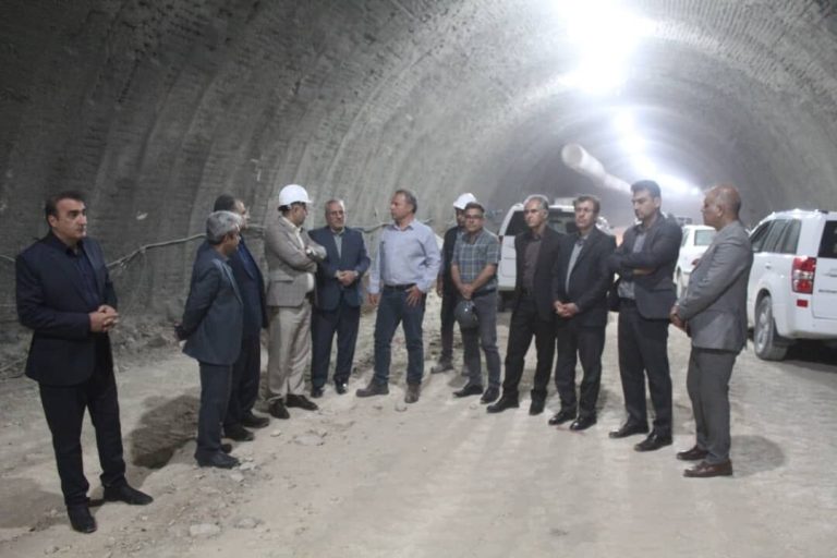 مدیرکل راه و شهرسازی استان تاکید کرد: تکمیل تونل «آزادی» مسیر ایلام- کرمانشاه را ۹ کیلومتر کوتاه‌ می‌کند