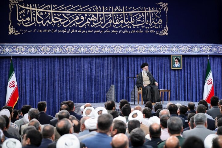 رهبر انقلاب: اگر امت اسلامی متحد بود، قضایای غزه و یمن اتفاق نمی‌افتاد