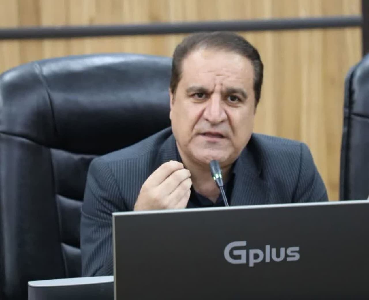 استاندار ایلام در ستاد ویژه اربعین حسینی: خدمات اربعین باید مستمر و پایدار باشد/ فعالیت بیش از ۱۹۵ موکب در استان ایلام
