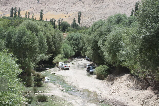 مدیرکل میراث فرهنگی، گردشگری و صنایع دستی استان خبر داد: عملیات راه‌دسترسی به منطقه گردشگری «بان‌طولاب» ایلام آغاز شد