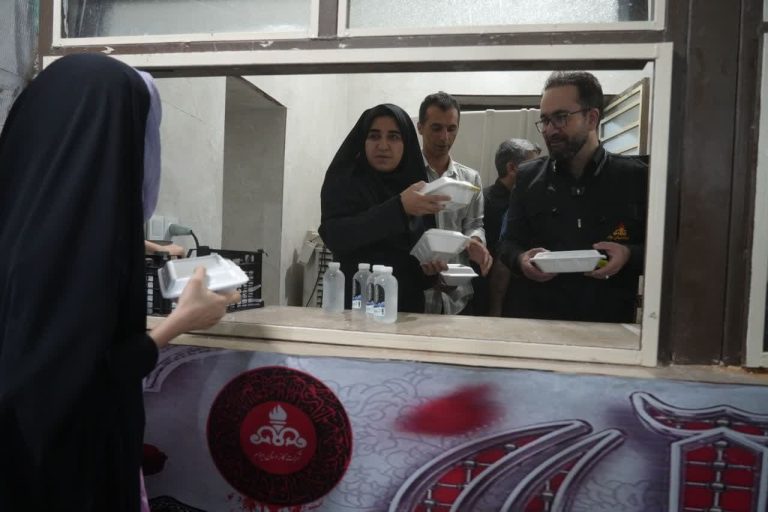 استقبال گسترده زائران اربعین از موکب شرکت گاز استان ایلام/ ارائه بیش از ۱۰۰ هزار خدمت در کمتر از یک هفته
