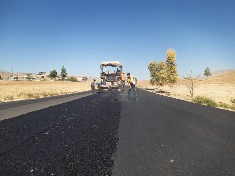 آغاز عملیات بهسازی و روکش آسفالت محور پلیس‌راه شباب- پل سیمره