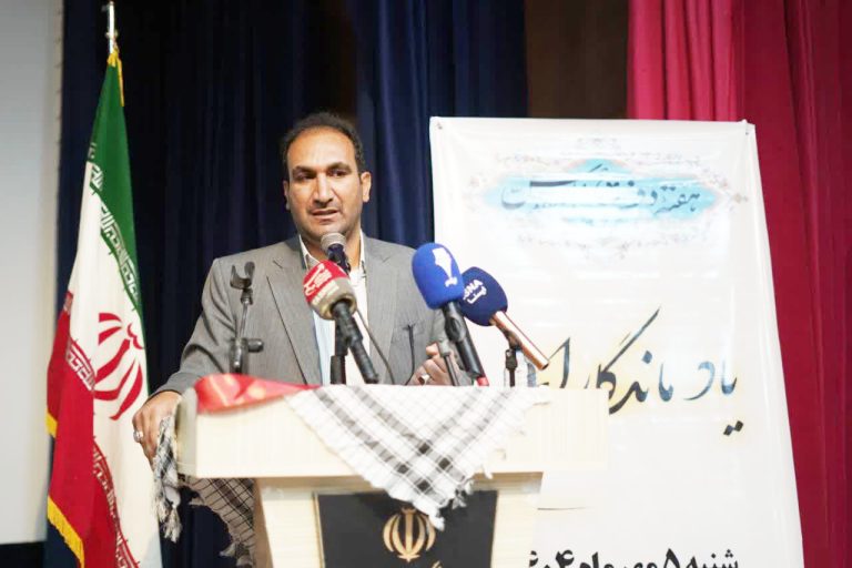 زبان هنر، بهترین ابزار برای انتقال فرهنگ ایثار و شهادت به نسل جوان است